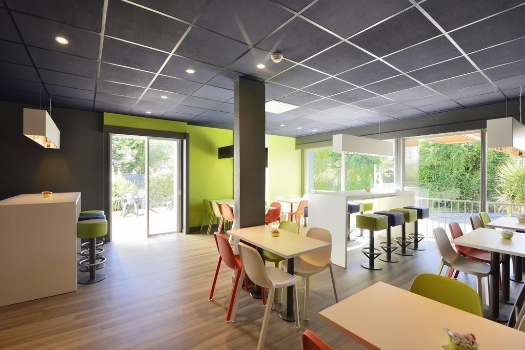 Ibis Budget Pau Lescar Exteriör bild