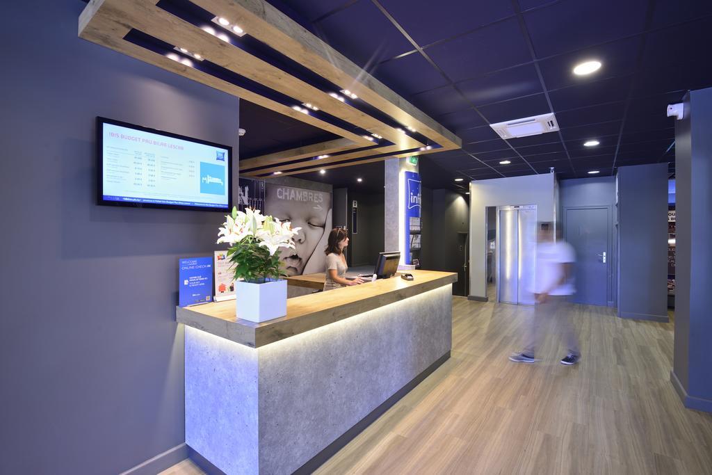 Ibis Budget Pau Lescar Exteriör bild