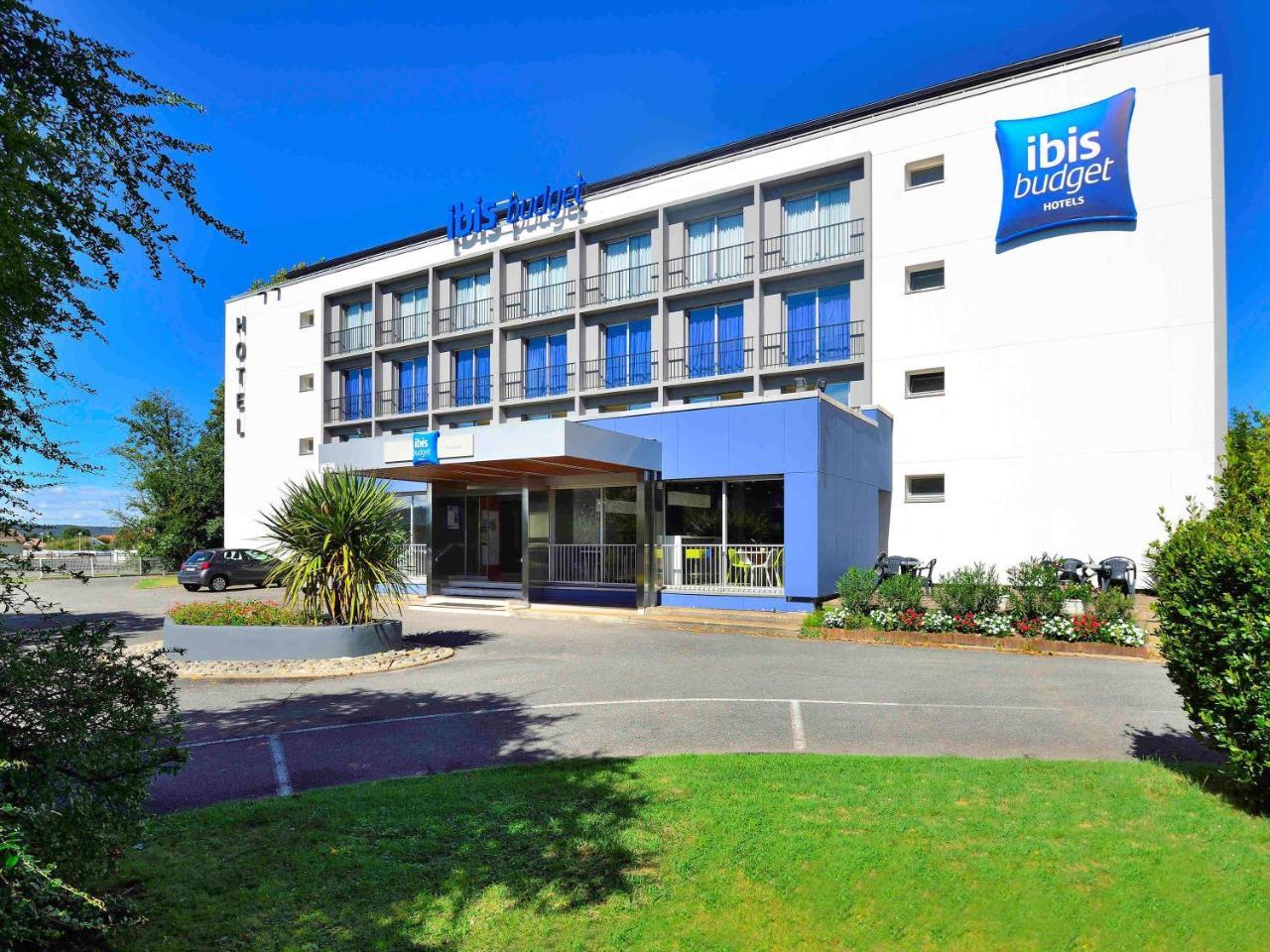 Ibis Budget Pau Lescar Exteriör bild