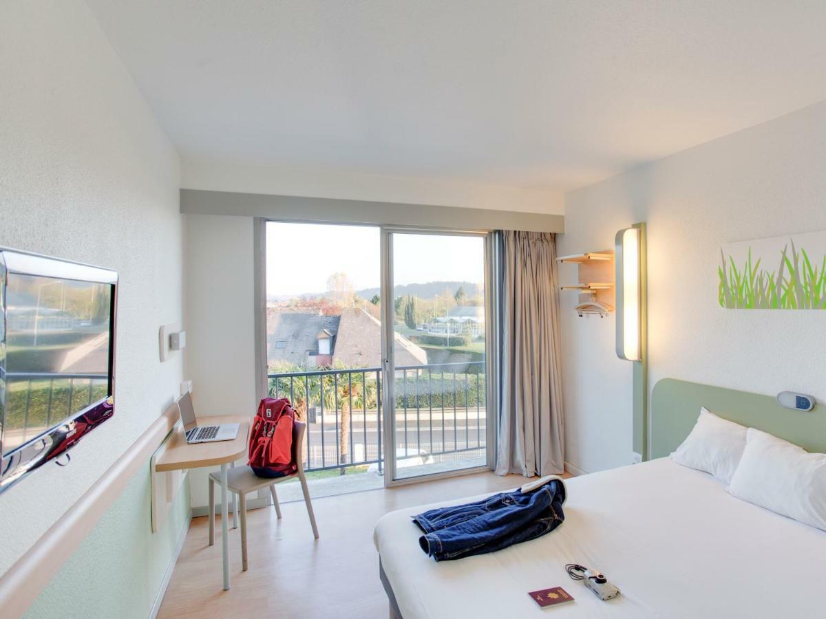 Ibis Budget Pau Lescar Exteriör bild