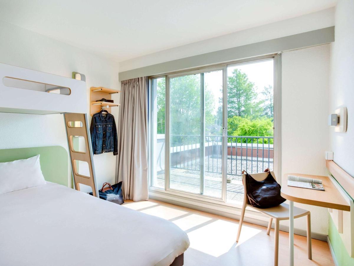 Ibis Budget Pau Lescar Exteriör bild