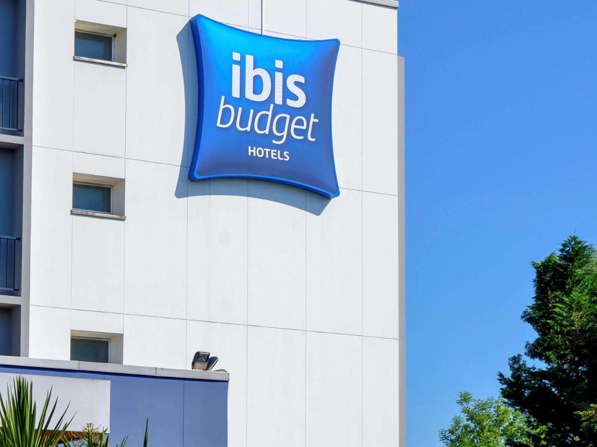 Ibis Budget Pau Lescar Exteriör bild